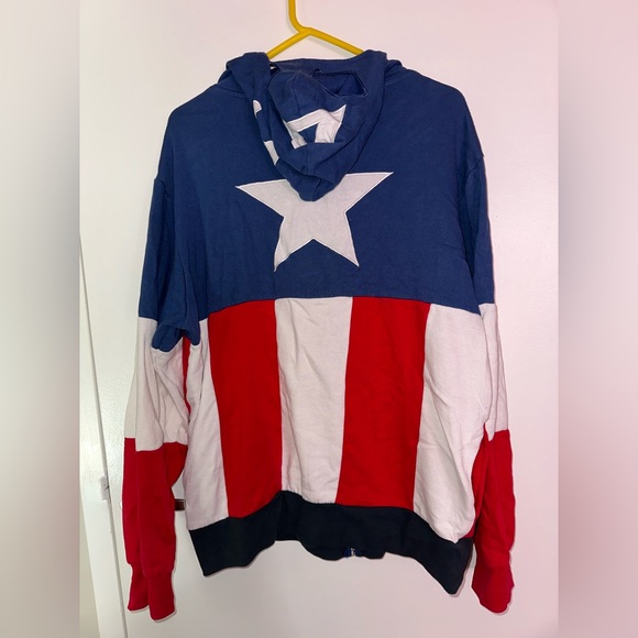 Marvel Captain America L Hoodie with Mask - Picture 2 of 3